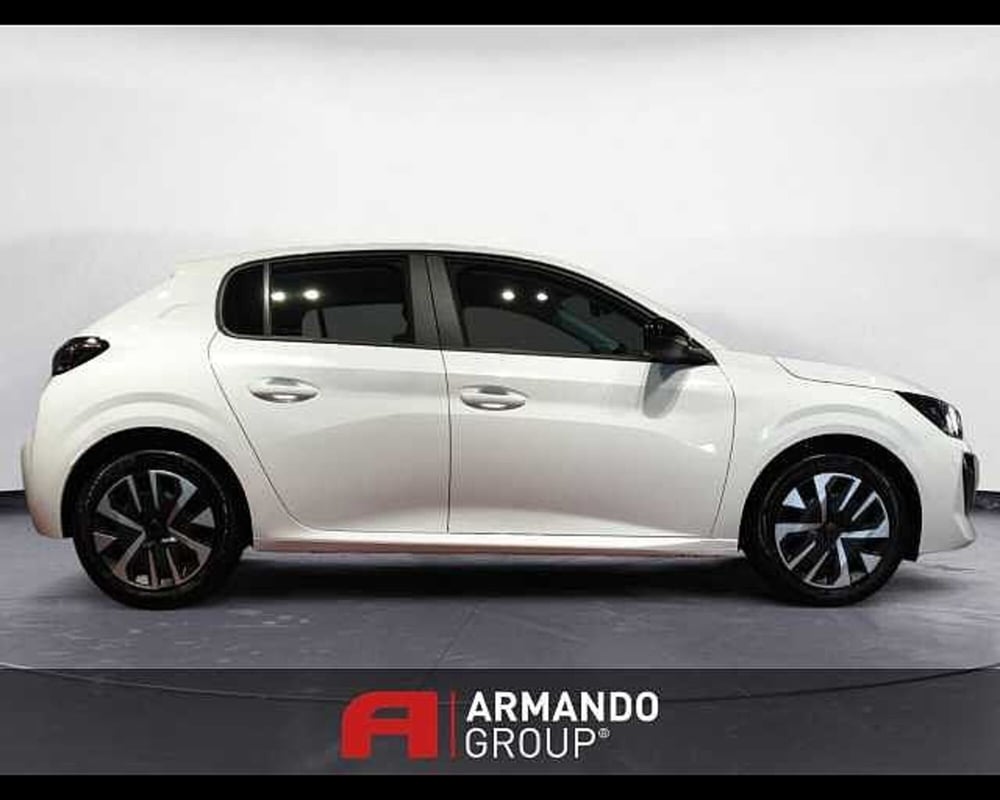 Peugeot 208 nuova a Cuneo (4)