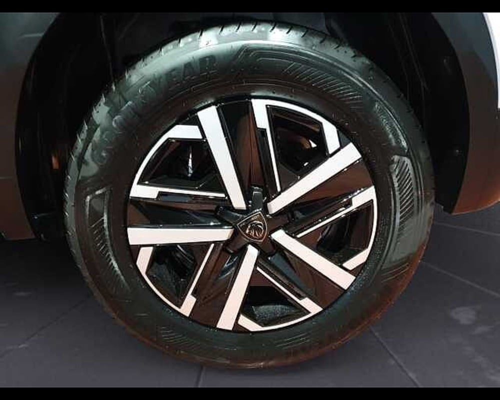 Peugeot 2008 nuova a Cuneo (14)