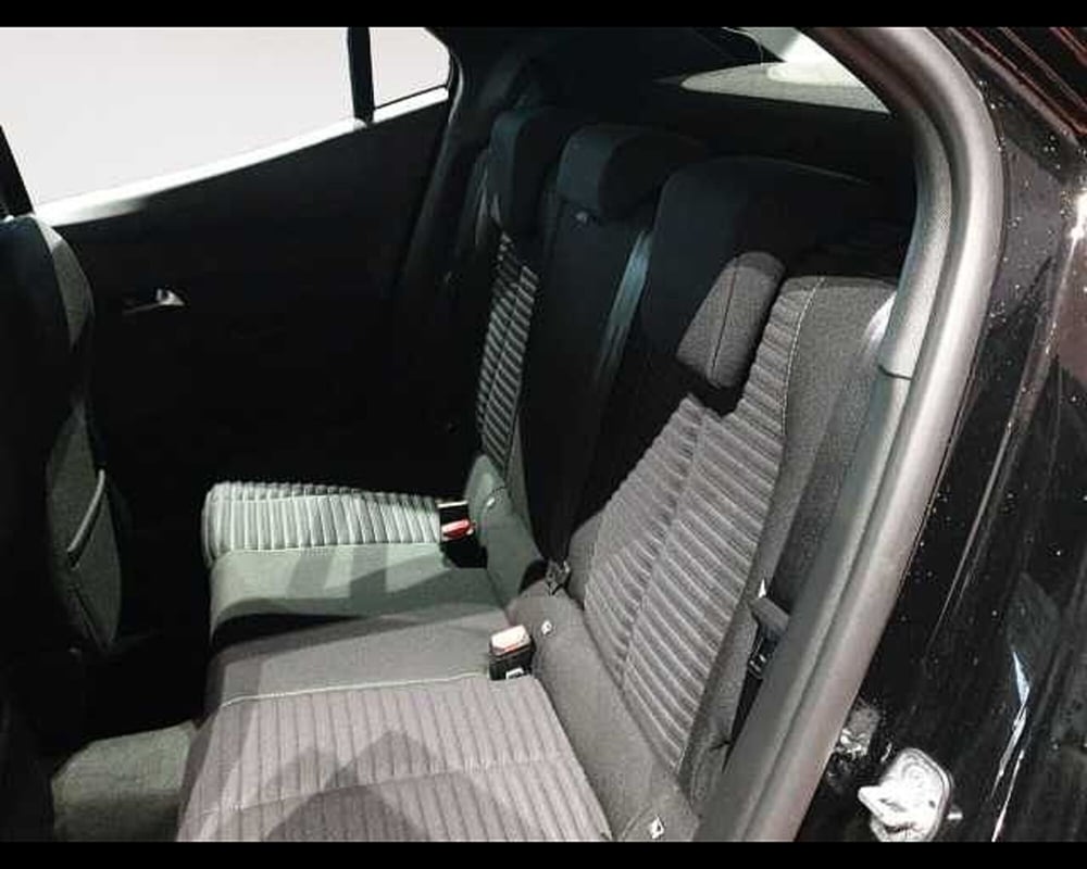 Peugeot 2008 nuova a Cuneo (12)
