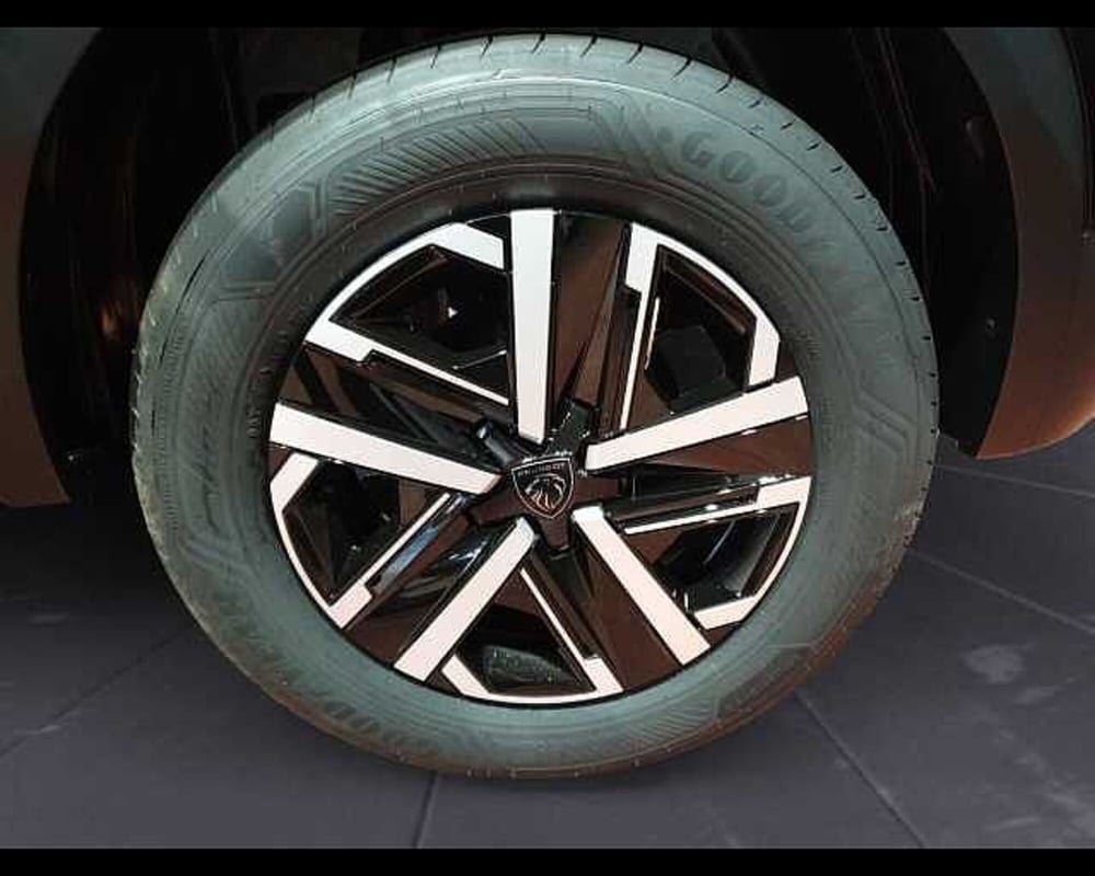Peugeot 2008 nuova a Cuneo (14)