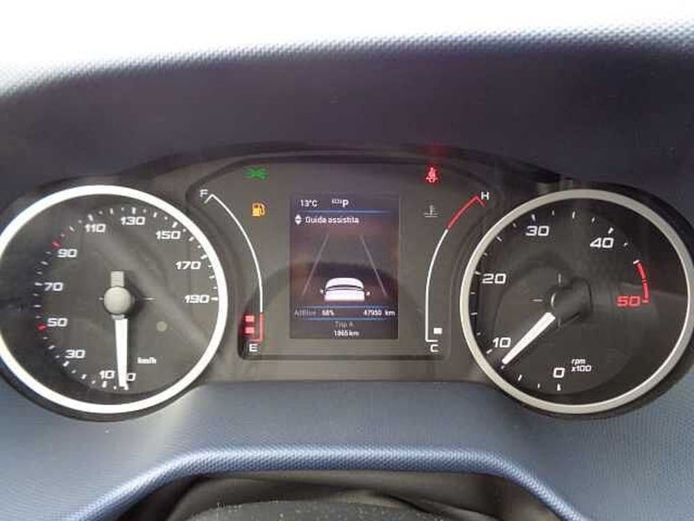 Iveco Daily Furgone usata a Treviso (10)