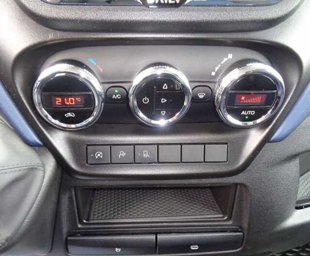 Iveco Daily Furgone usata a Treviso (13)