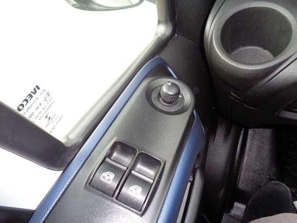 Iveco Daily Furgone usata a Treviso (20)