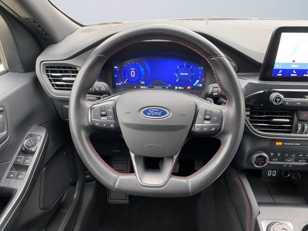 Ford Kuga usata a Milano (13)