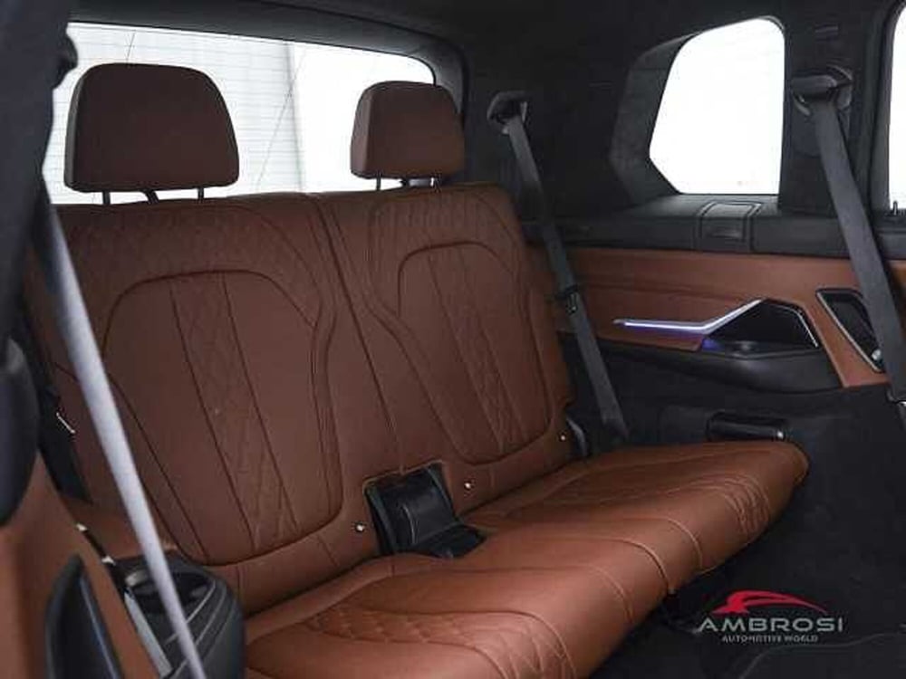 BMW X7 usata a Viterbo (12)