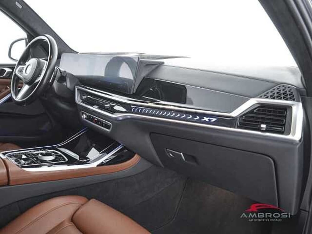 BMW X7 usata a Viterbo (14)