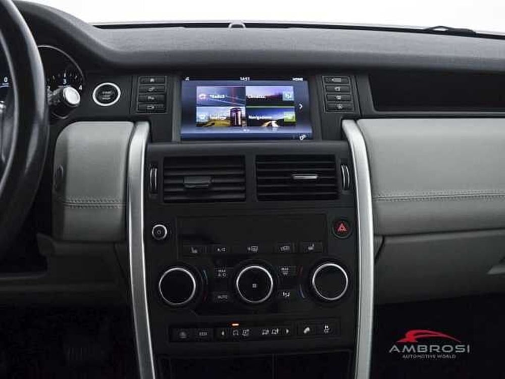 Land Rover Discovery Sport usata a Viterbo (19)