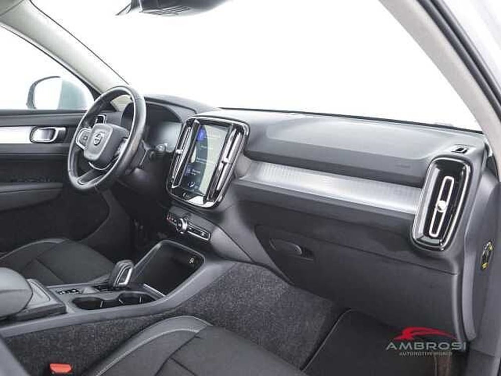 Volvo XC40 usata a Viterbo (12)