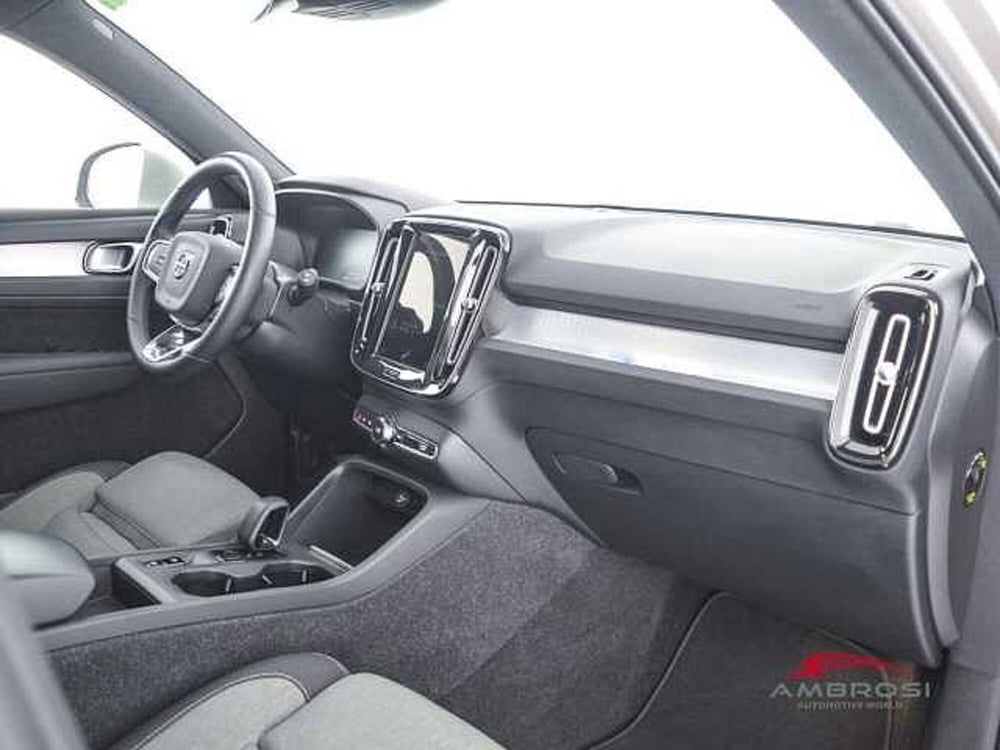 Volvo XC40 usata a Viterbo (12)