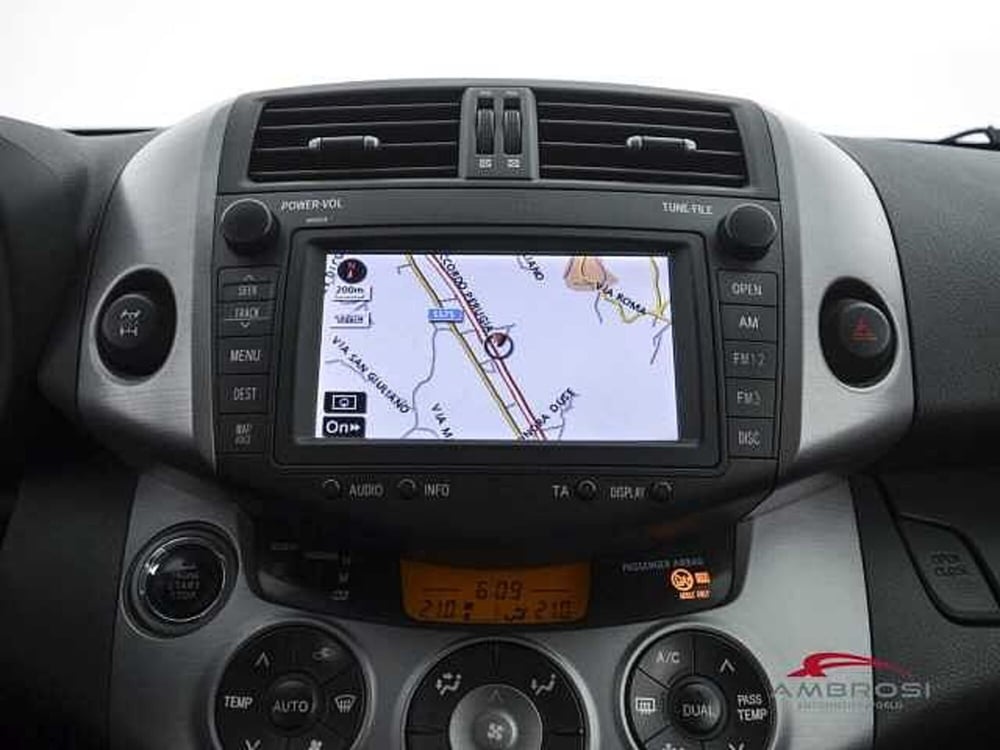 Toyota Rav4 usata a Viterbo (13)