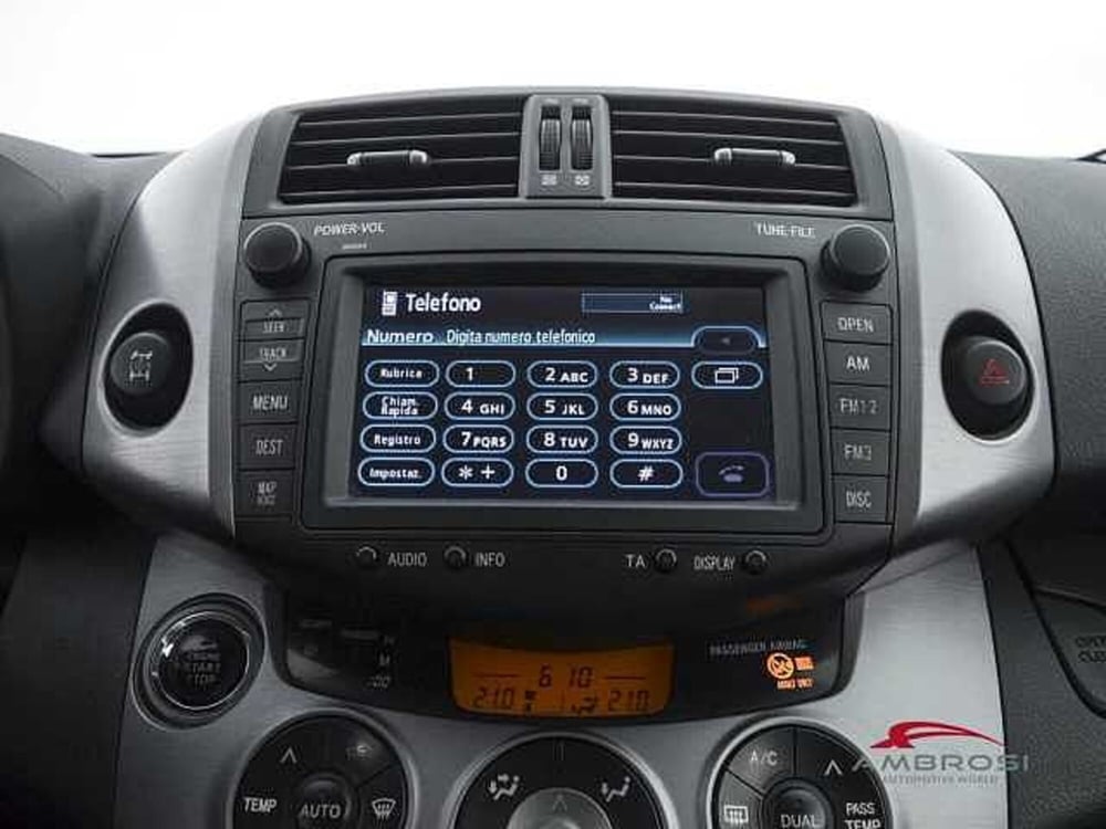 Toyota Rav4 usata a Viterbo (15)