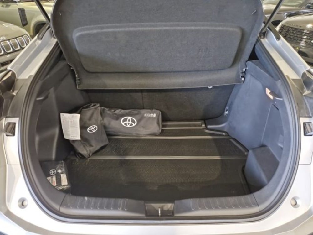 Toyota Toyota C-HR usata a Livorno (17)