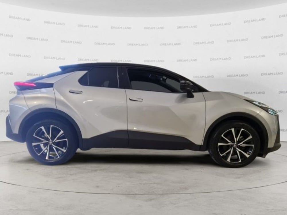 Toyota Toyota C-HR usata a Livorno (7)