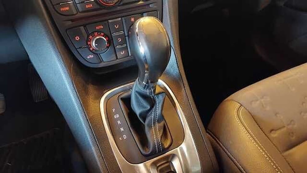 Opel Meriva usata a Milano (15)