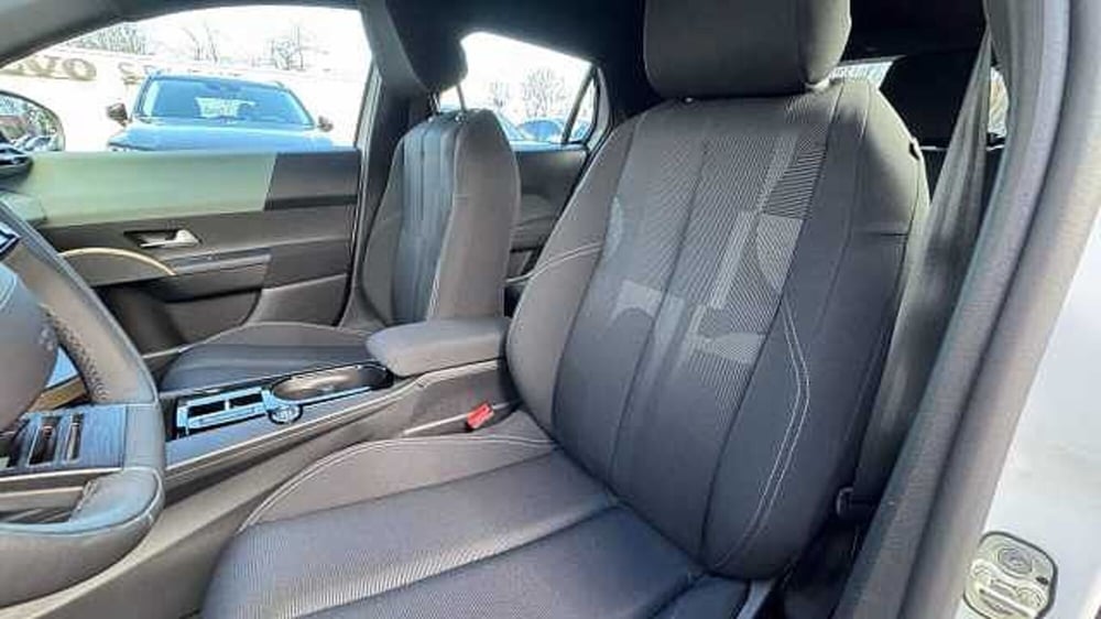 Lancia Ypsilon usata a Milano (11)