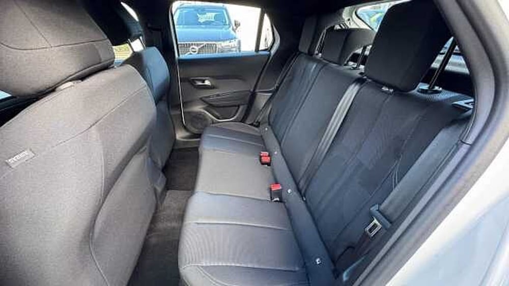 Lancia Ypsilon usata a Milano (19)