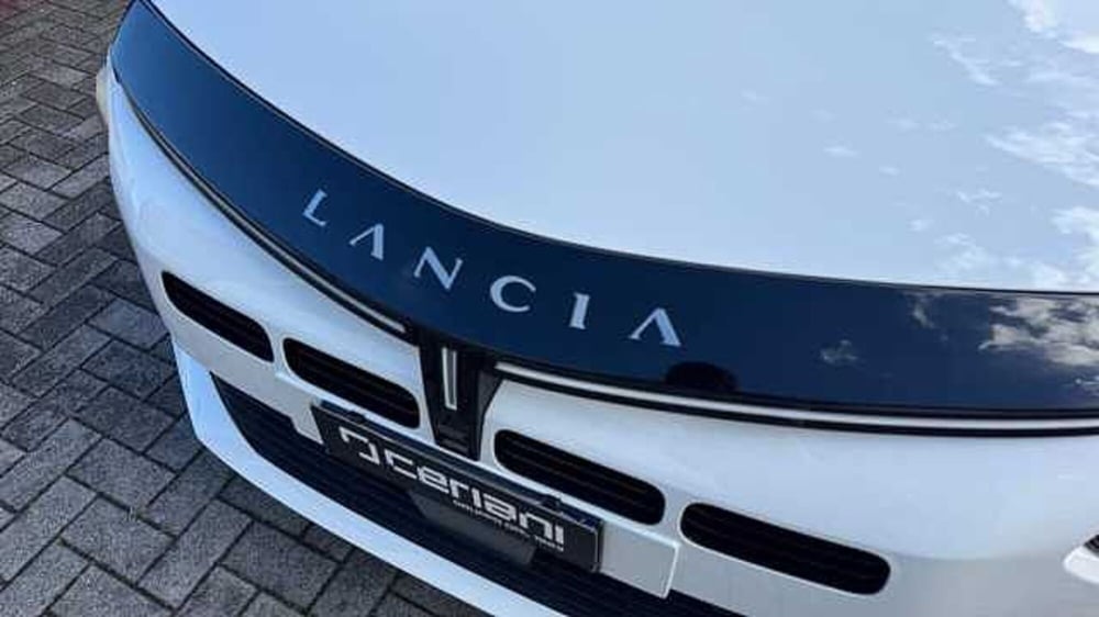 Lancia Ypsilon usata a Milano (20)