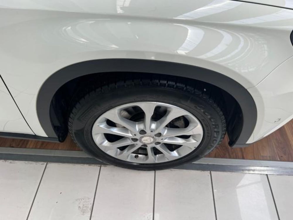Mercedes-Benz GLA SUV usata a Modena (12)