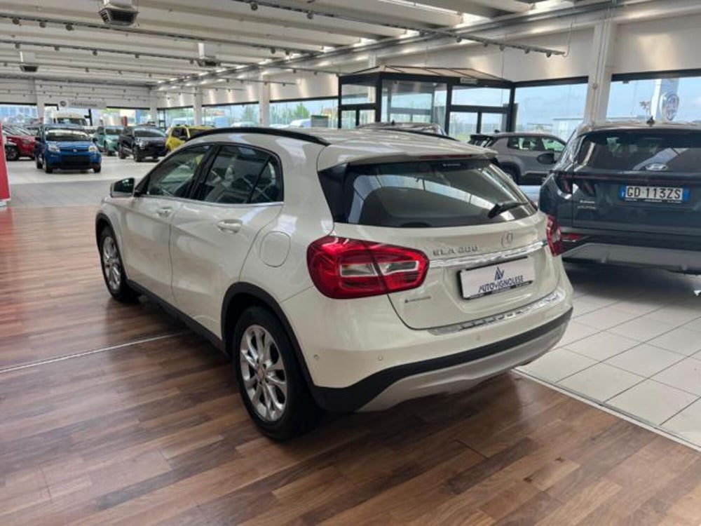 Mercedes-Benz GLA SUV usata a Modena (6)