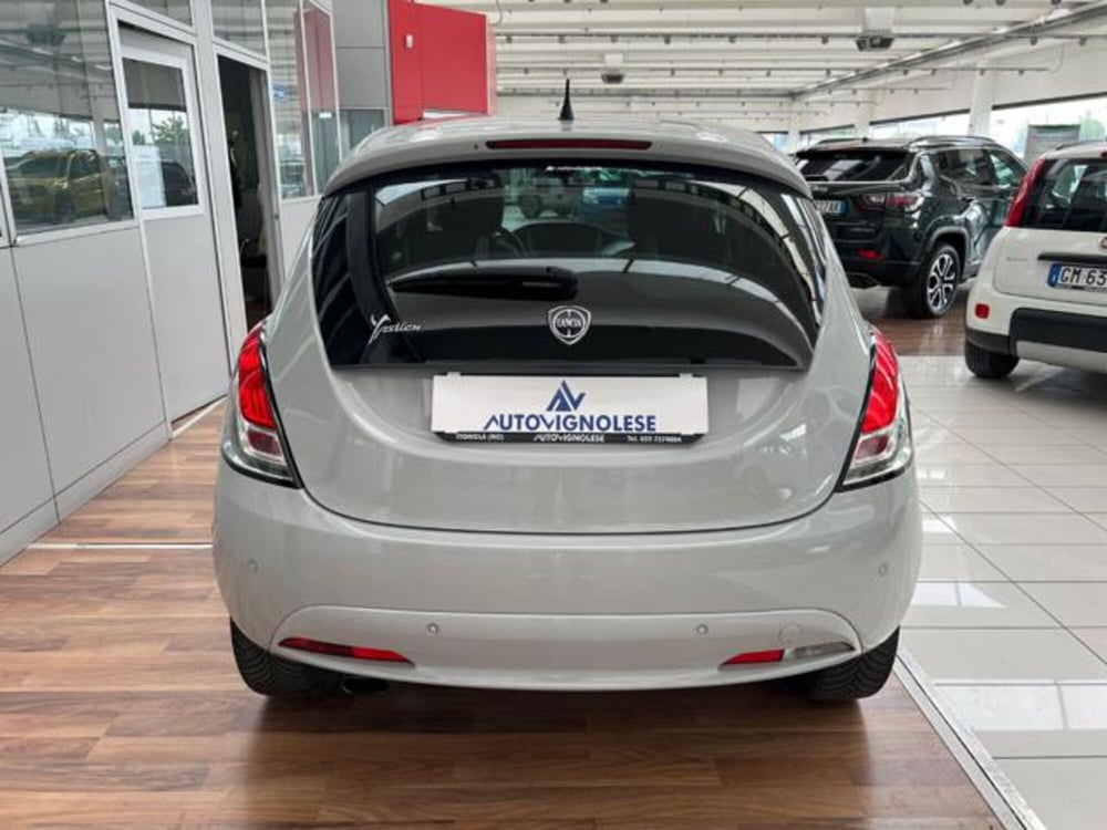 Lancia Ypsilon usata a Modena (5)