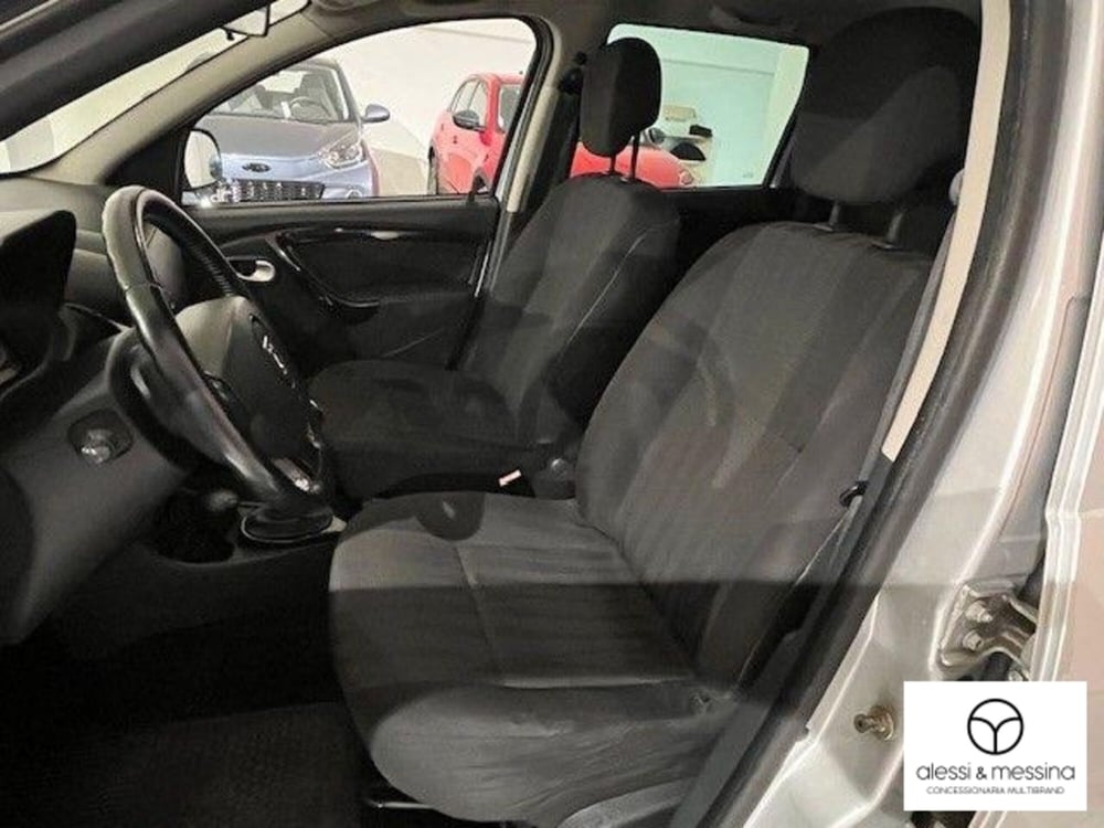 Dacia Duster usata a Catania (7)