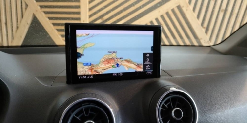 Audi Q2 usata a Catanzaro (20)