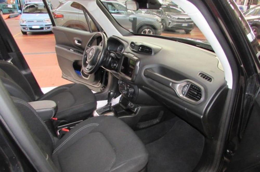 Jeep Renegade usata a Milano (14)