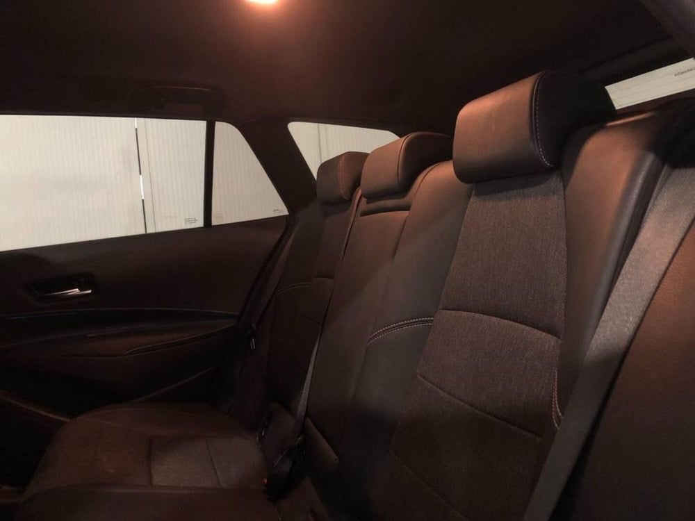 Toyota Corolla Touring Sports usata a Torino (11)