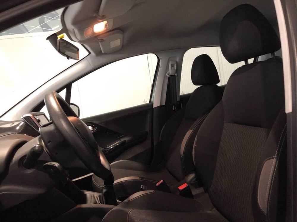 Peugeot 208 usata a Torino (11)