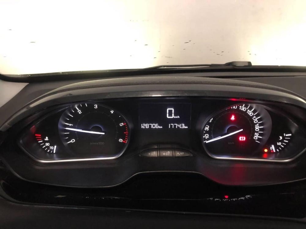Peugeot 208 usata a Torino (14)