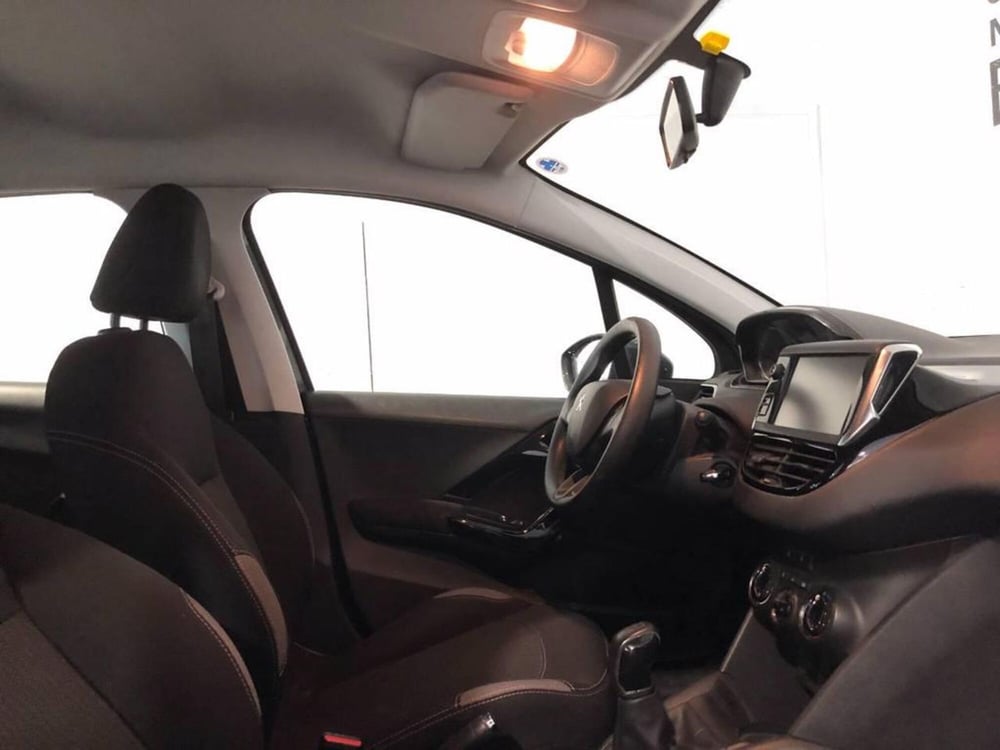 Peugeot 208 usata a Torino (7)