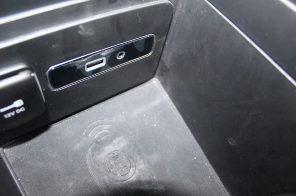Alfa Romeo Giulia usata a Terni (14)