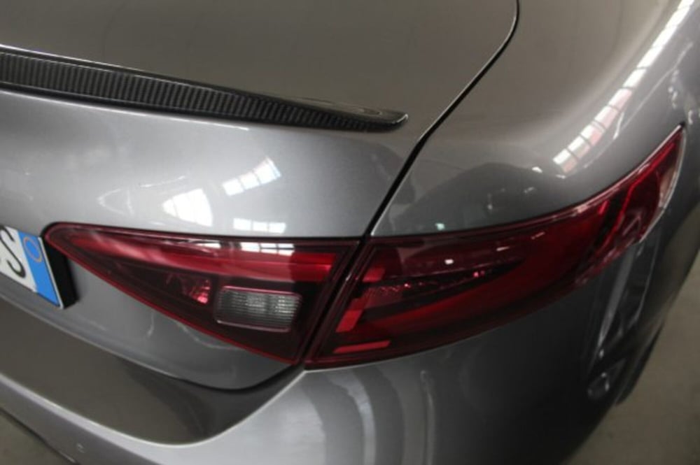 Alfa Romeo Giulia usata a Terni (18)