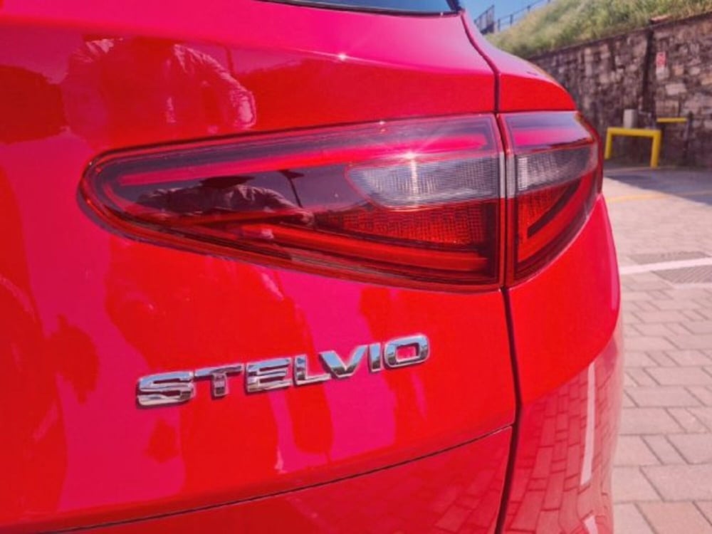 Alfa Romeo Stelvio usata a Monza e Brianza (15)