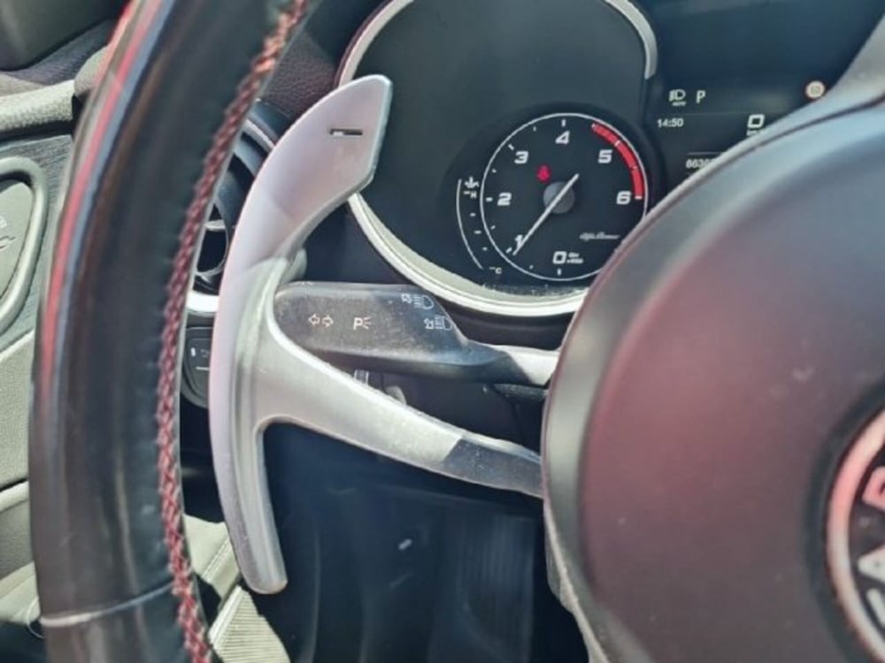 Alfa Romeo Stelvio usata a Monza e Brianza (18)