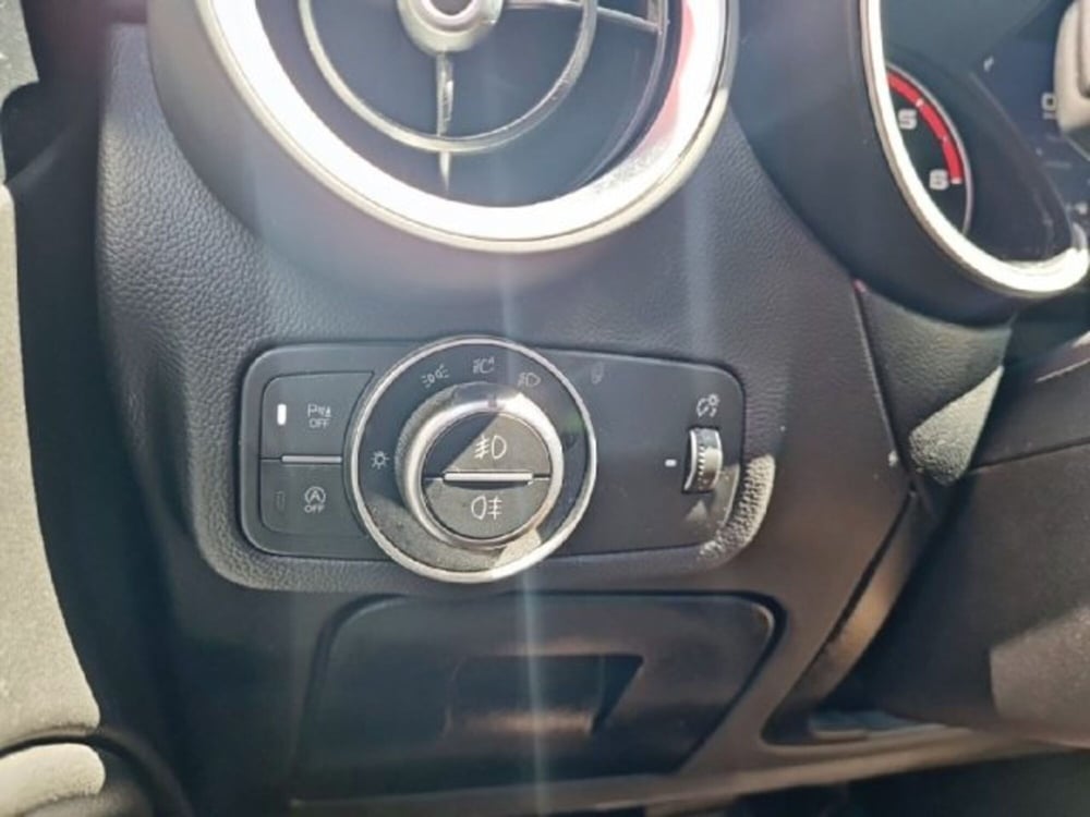 Alfa Romeo Stelvio usata a Monza e Brianza (19)