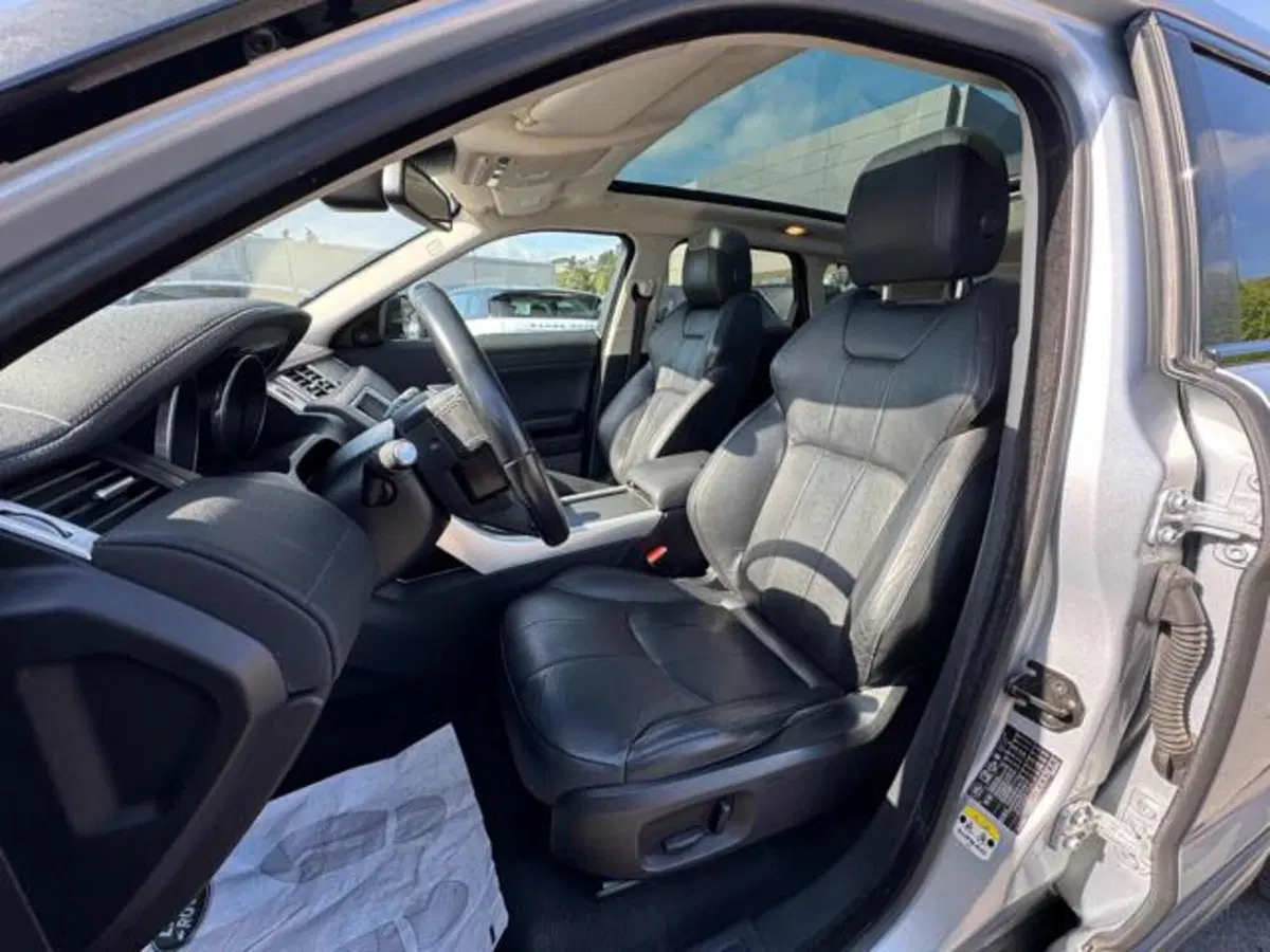 Land Rover Range Rover Evoque usata a Lucca (8)