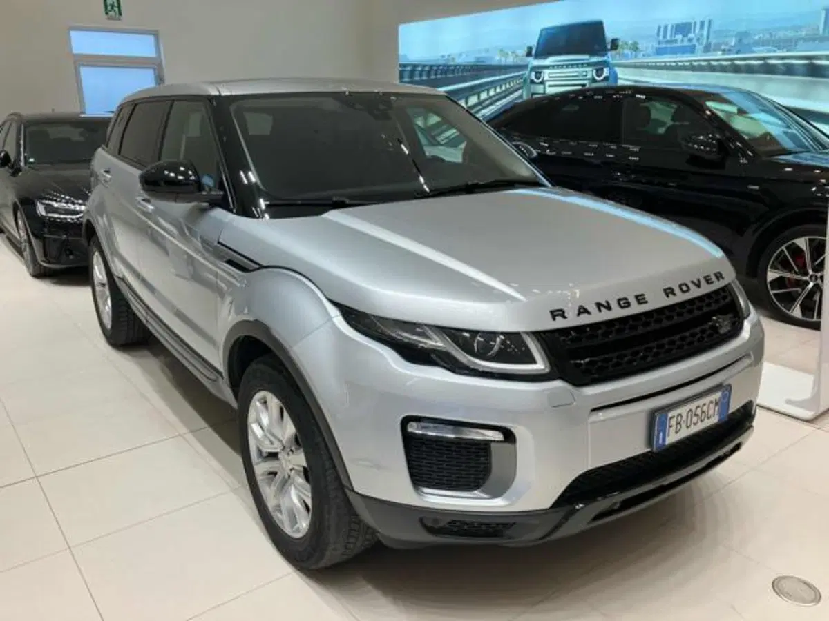 Land Rover Range Rover Evoque usata a Lucca
