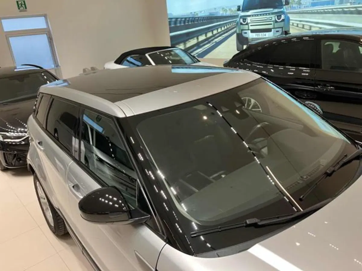 Land Rover Range Rover Evoque usata a Lucca (5)