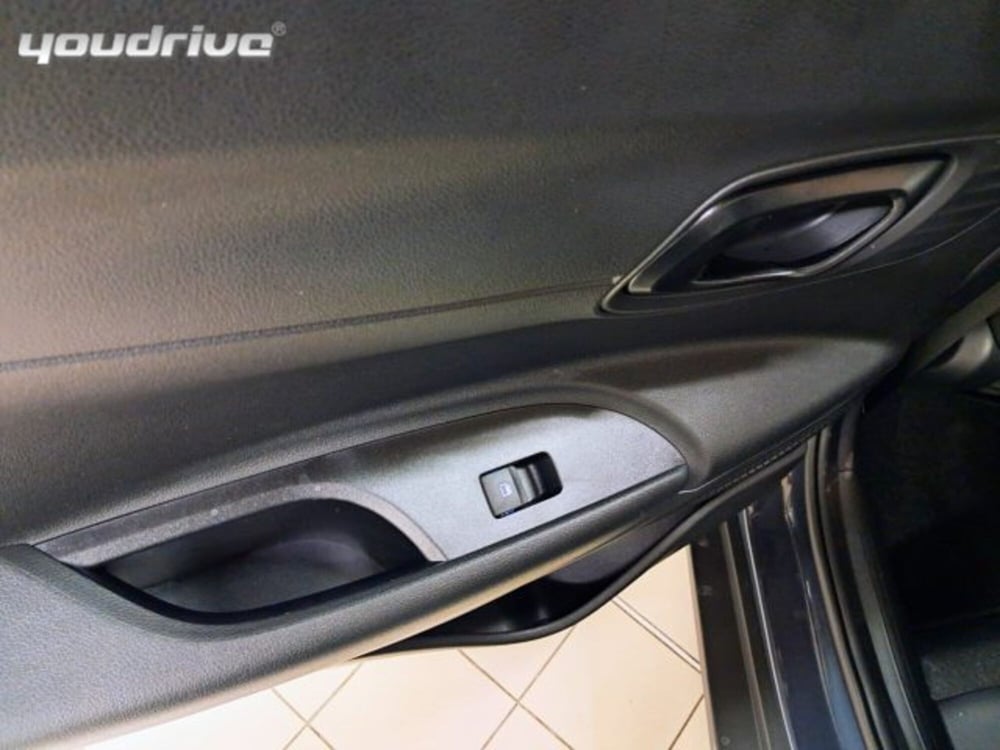 Hyundai Bayon usata a Napoli (14)