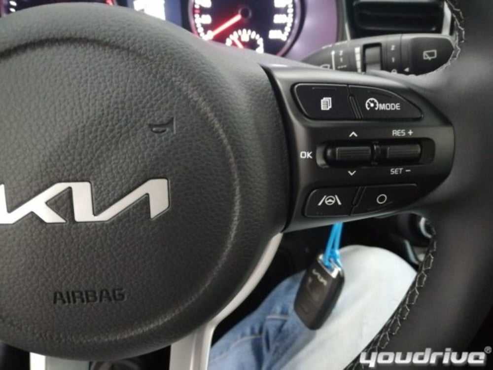 Kia Stonic nuova a Napoli (12)