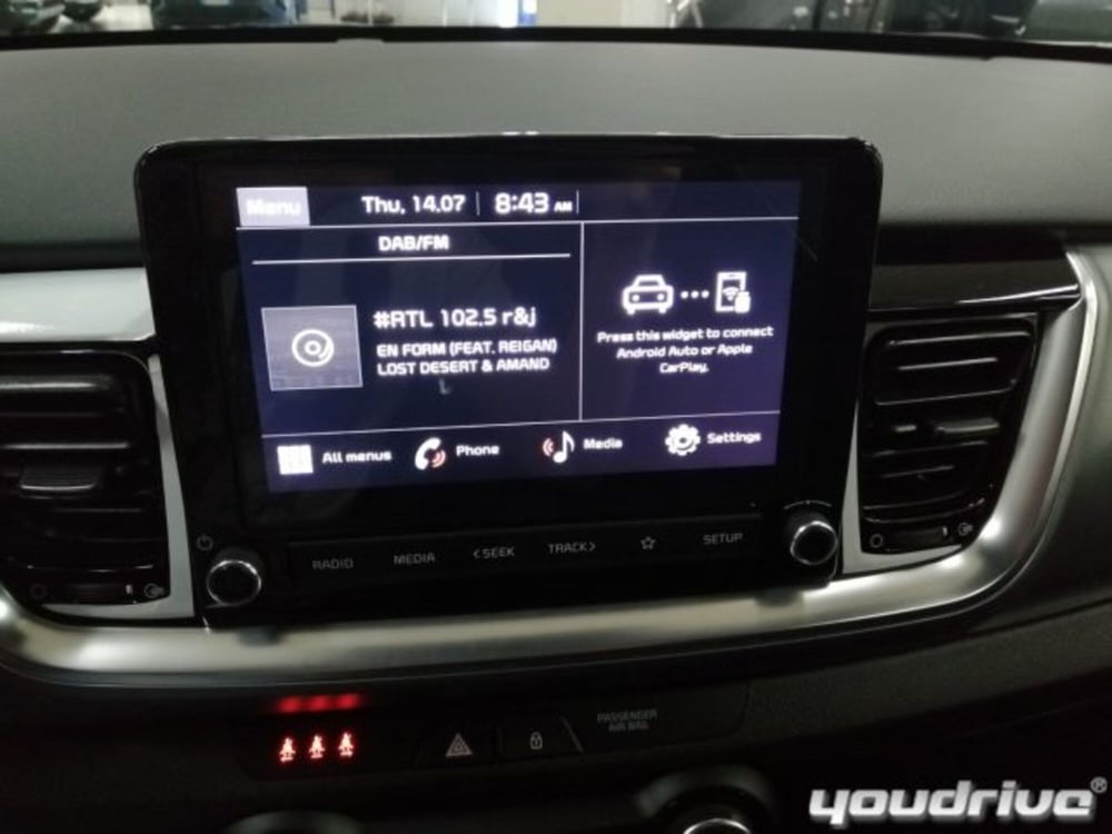 Kia Stonic nuova a Napoli (14)