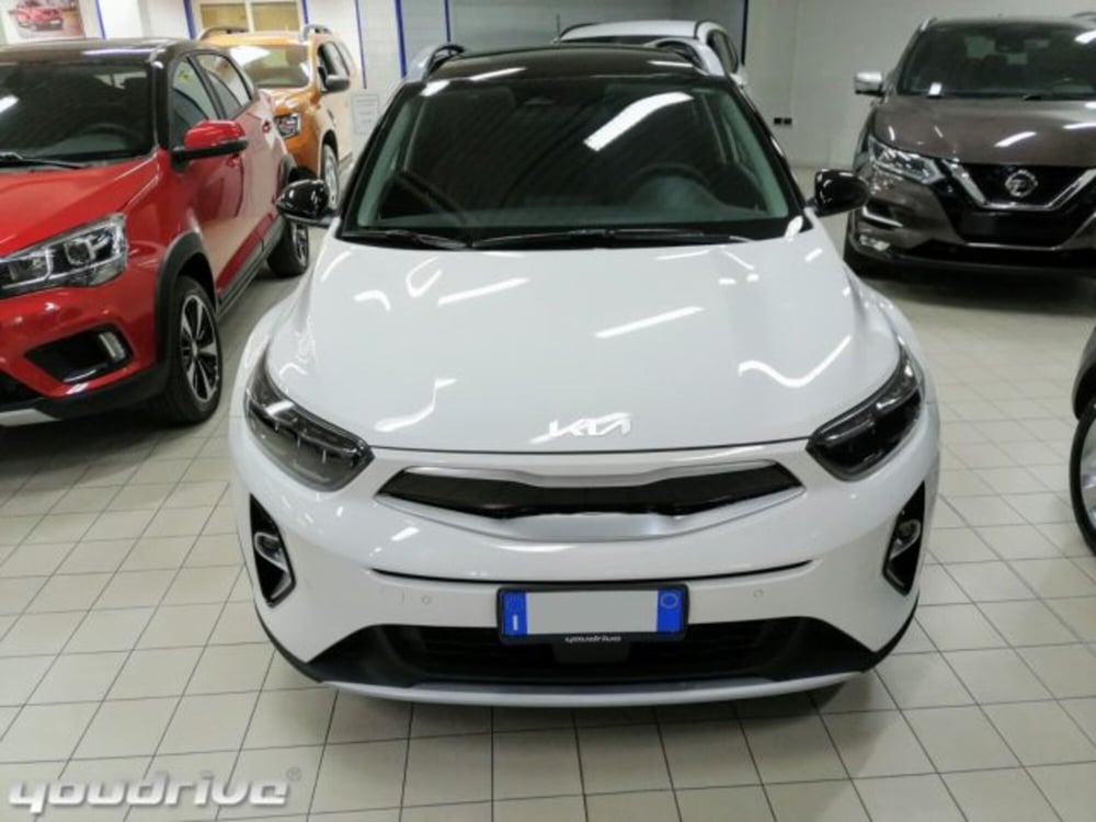 Kia Stonic nuova a Napoli (2)