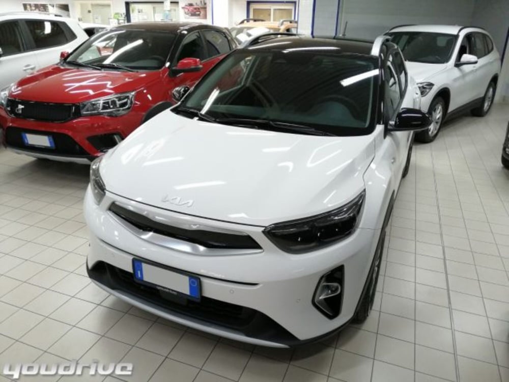 Kia Stonic nuova a Napoli (20)