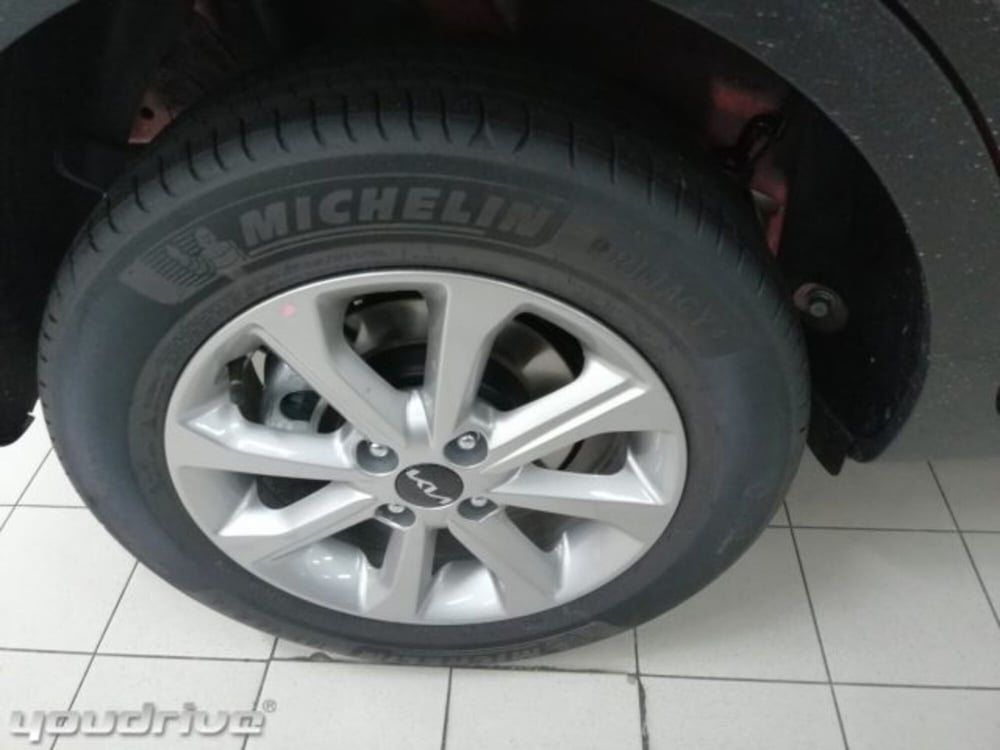 Kia Stonic nuova a Napoli (16)