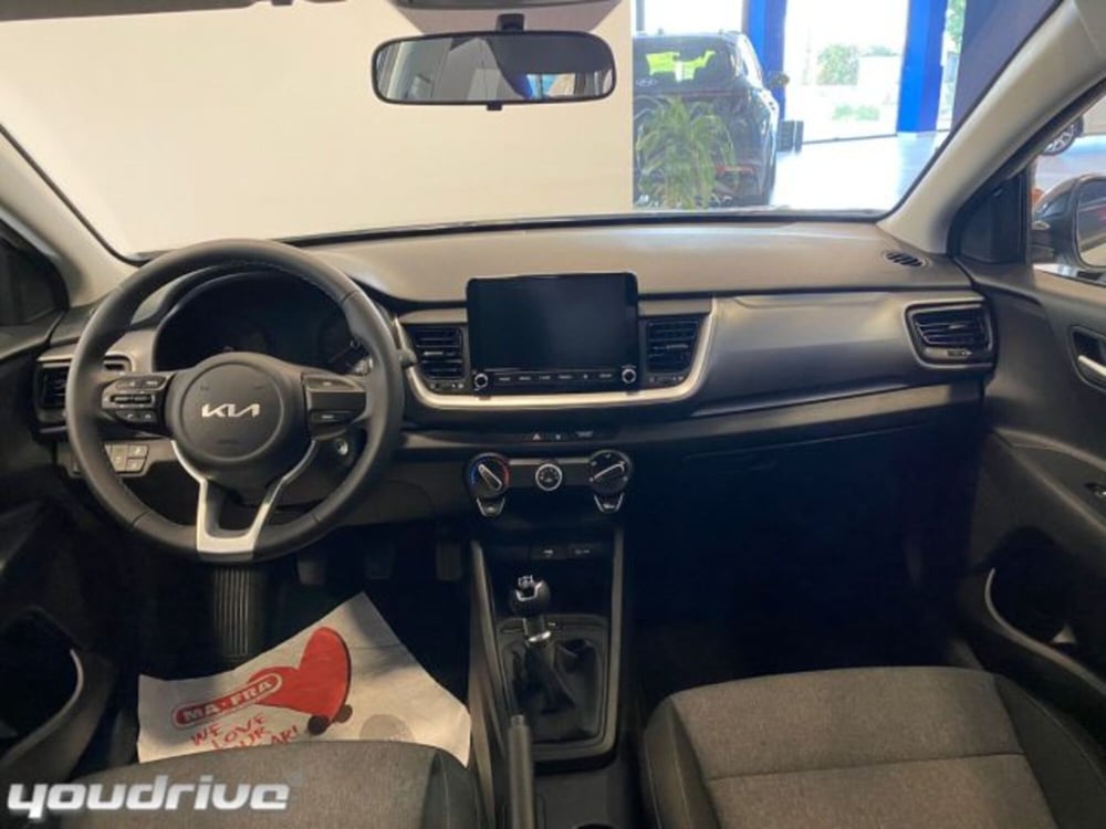 Kia Stonic nuova a Napoli (10)