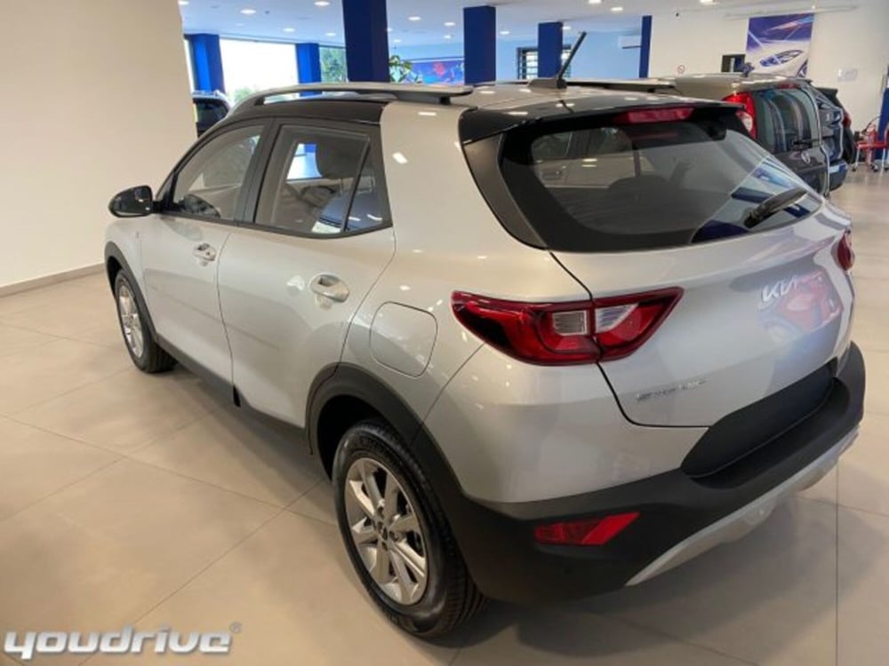 Kia Stonic nuova a Napoli (11)