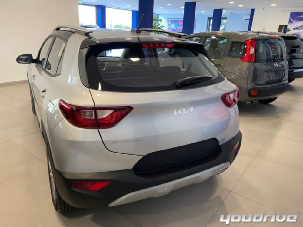 Kia Stonic nuova a Napoli (4)