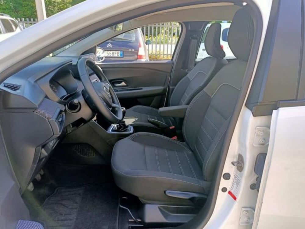 Dacia Sandero usata a Firenze (15)