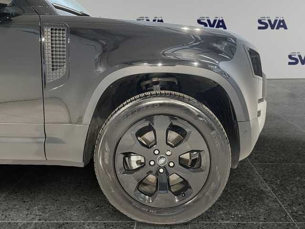 Land Rover Defender usata a Ravenna (10)